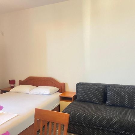 Apartments Radosevic Ulcinj Buitenkant foto