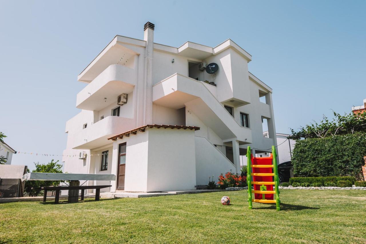 Apartments Radosevic Ulcinj Buitenkant foto