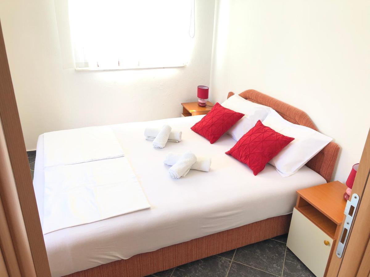 Apartments Radosevic Ulcinj Buitenkant foto