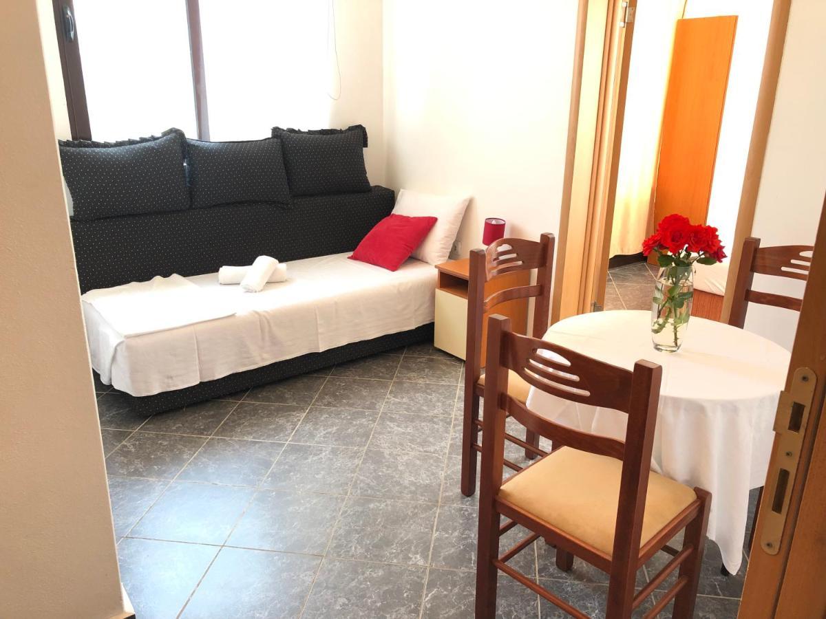 Apartments Radosevic Ulcinj Buitenkant foto