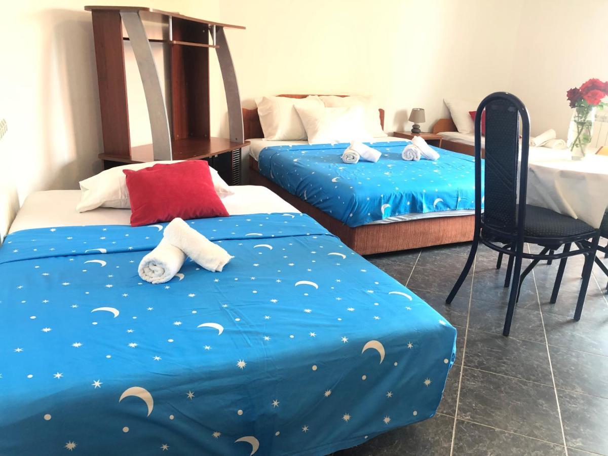 Apartments Radosevic Ulcinj Buitenkant foto