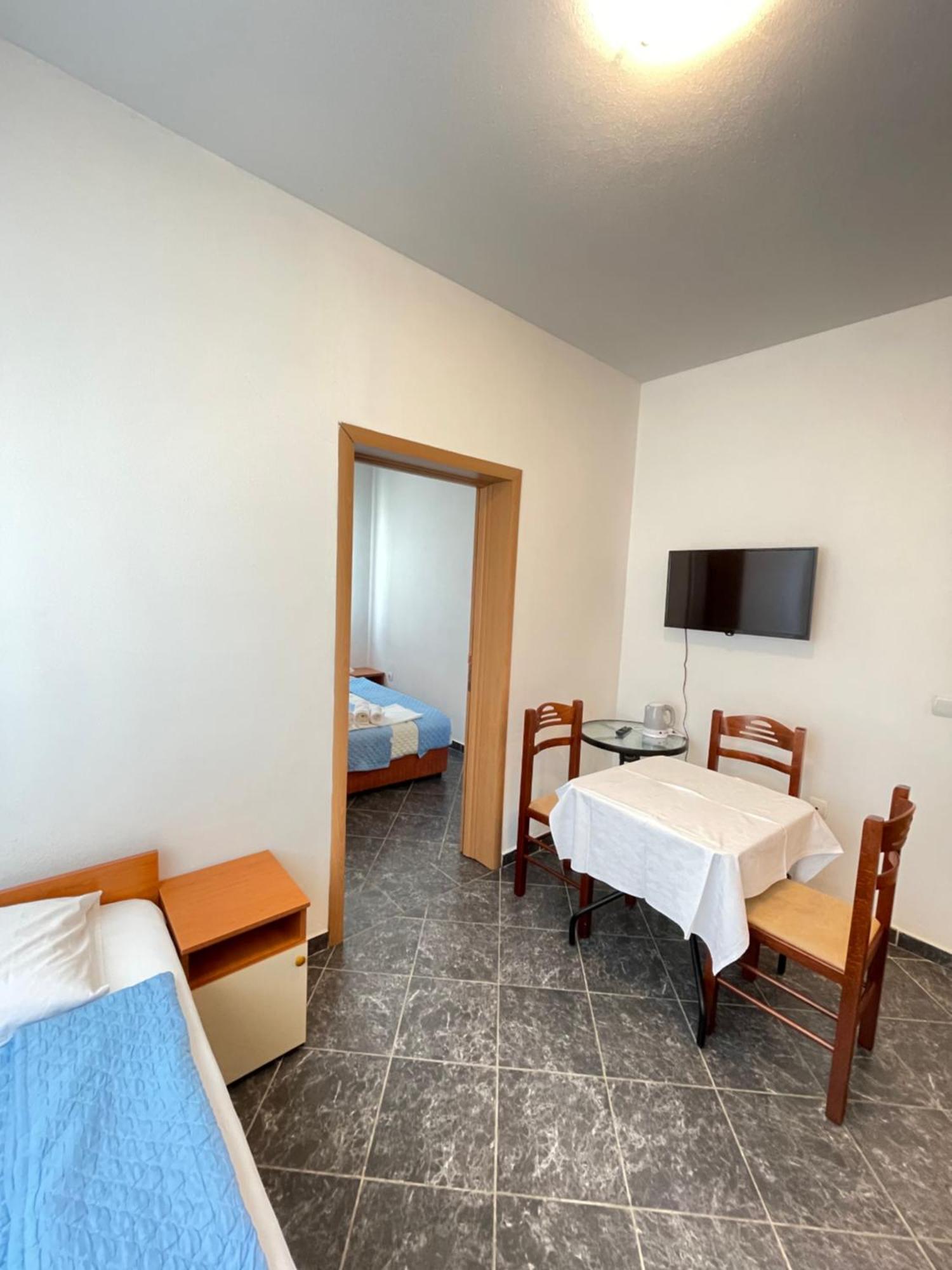 Apartments Radosevic Ulcinj Kamer foto